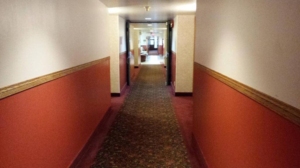 Redwood Motor Inn Brandon Exterior foto