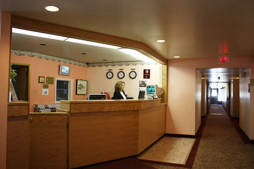 Redwood Motor Inn Brandon Exterior foto